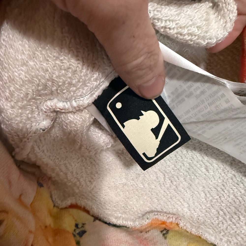Gucci LA Graphic Sweatshirt - Picture 5 of 7